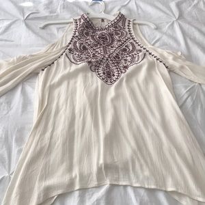 Embroidered tunic top